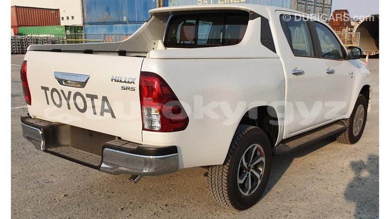 Big with watermark toyota hilux batken import dubai 2248