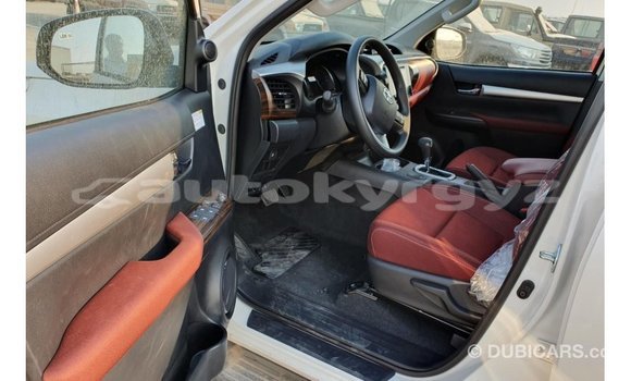 Buy Import Toyota Hilux White Car in Import - Dubai in Batken Buy Import Toyota Hilux White Car in Import - Dubai in Batken