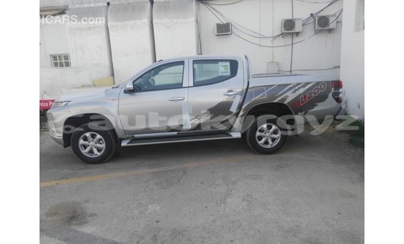 Buy Import Mitsubishi L200 Other Car in Import - Dubai in Batken Buy Import Mitsubishi L200 Other Car in Import - Dubai in Batken