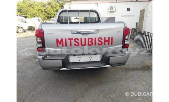 Buy Import Mitsubishi L200 Other Car in Import - Dubai in Batken Buy Import Mitsubishi L200 Other Car in Import - Dubai in Batken