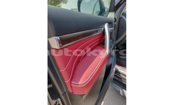 Buy Import Toyota Land Cruiser Red Car in Import - Dubai in Batken Buy Import Toyota Land Cruiser Red Car in Import - Dubai in Batken