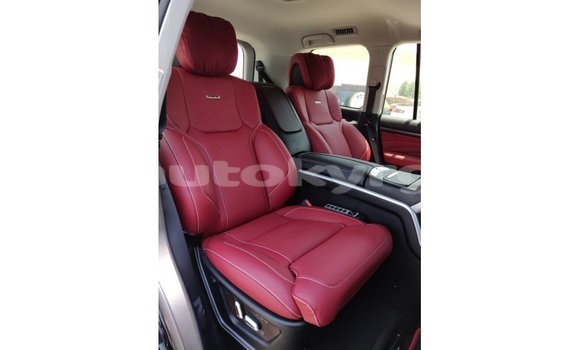 Buy Import Toyota Land Cruiser Red Car in Import - Dubai in Batken Buy Import Toyota Land Cruiser Red Car in Import - Dubai in Batken