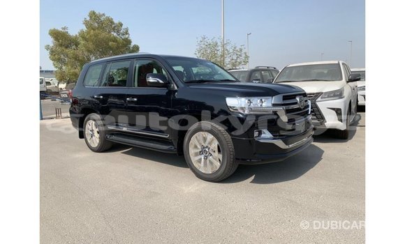 Buy Import Toyota Land Cruiser Red Car in Import - Dubai in Batken Buy Import Toyota Land Cruiser Red Car in Import - Dubai in Batken