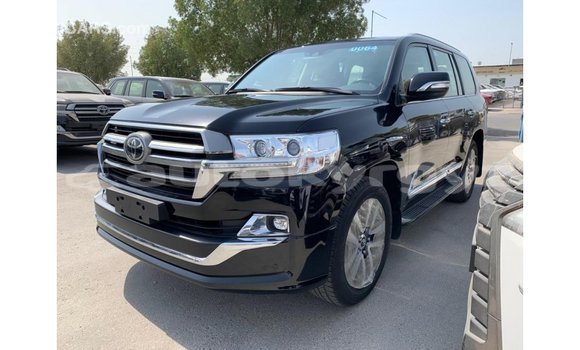 Buy Import Toyota Land Cruiser Red Car in Import - Dubai in Batken Buy Import Toyota Land Cruiser Red Car in Import - Dubai in Batken