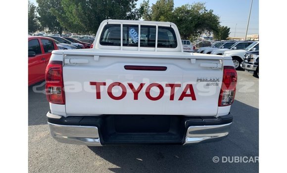 Buy Import Toyota Hilux White Car in Import - Dubai in Batken Buy Import Toyota Hilux White Car in Import - Dubai in Batken