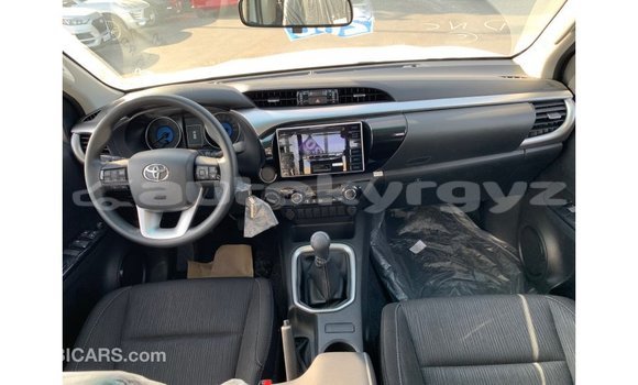 Buy Import Toyota Hilux White Car in Import - Dubai in Batken Buy Import Toyota Hilux White Car in Import - Dubai in Batken