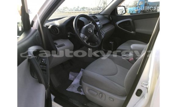 Buy Import Toyota 4Runner White Car in Import - Dubai in Batken Buy Import Toyota 4Runner White Car in Import - Dubai in Batken