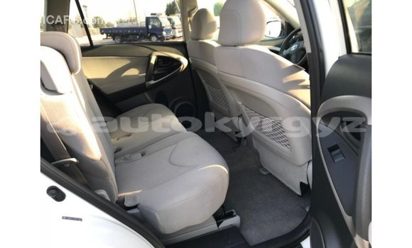 Buy Import Toyota 4Runner White Car in Import - Dubai in Batken Buy Import Toyota 4Runner White Car in Import - Dubai in Batken