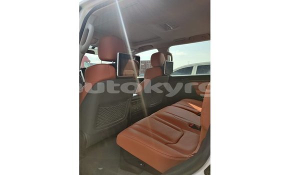 Buy Import Toyota Land Cruiser White Car in Import - Dubai in Batken Buy Import Toyota Land Cruiser White Car in Import - Dubai in Batken