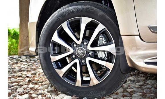 Buy Import Toyota Land Cruiser Other Car in Import - Dubai in Batken Buy Import Toyota Land Cruiser Other Car in Import - Dubai in Batken