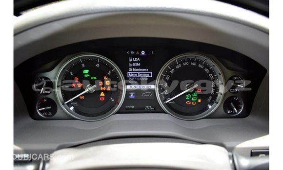 Buy Import Toyota Land Cruiser White Car in Import - Dubai in Batken Buy Import Toyota Land Cruiser White Car in Import - Dubai in Batken