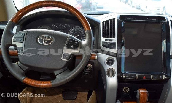 Buy Import Toyota Land Cruiser Other Car in Import - Dubai in Batken Buy Import Toyota Land Cruiser Other Car in Import - Dubai in Batken