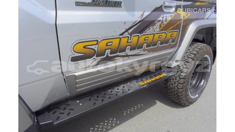 Big with watermark toyota land cruiser batken import dubai 2306