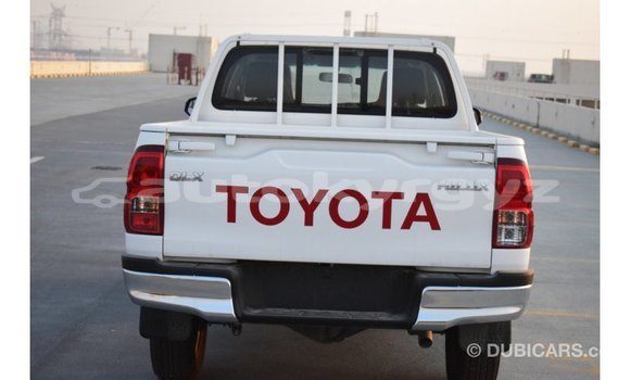 Buy Import Toyota Hilux White Car in Import - Dubai in Batken Buy Import Toyota Hilux White Car in Import - Dubai in Batken