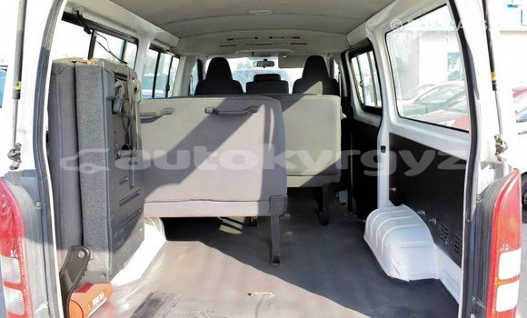 Buy Import Toyota Hiace White Car in Import - Dubai in Batken Buy Import Toyota Hiace White Car in Import - Dubai in Batken