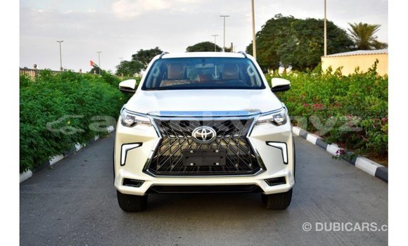 Buy Import Toyota Fortuner White Car in Import - Dubai in Batken Buy Import Toyota Fortuner White Car in Import - Dubai in Batken