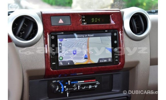 Buy Import Toyota Land Cruiser Beige Car in Import - Dubai in Batken Buy Import Toyota Land Cruiser Beige Car in Import - Dubai in Batken