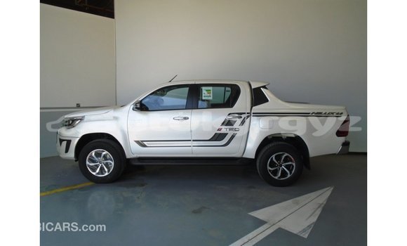 Buy Import Toyota Hilux White Car in Import - Dubai in Batken Buy Import Toyota Hilux White Car in Import - Dubai in Batken