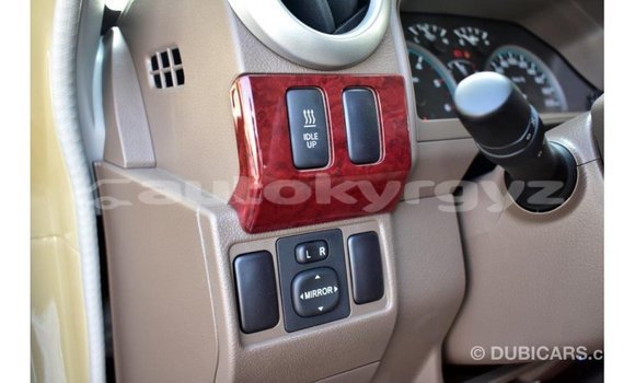Buy Import Toyota Land Cruiser Beige Car in Import - Dubai in Batken Buy Import Toyota Land Cruiser Beige Car in Import - Dubai in Batken