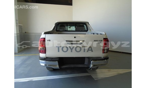 Buy Import Toyota Hilux White Car in Import - Dubai in Batken Buy Import Toyota Hilux White Car in Import - Dubai in Batken