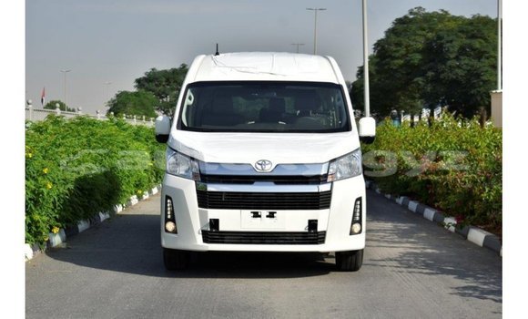 Buy Import Toyota Hiace White Car in Import - Dubai in Batken Buy Import Toyota Hiace White Car in Import - Dubai in Batken