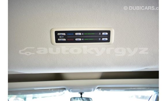 Buy Import Toyota Hiace White Car in Import - Dubai in Batken Buy Import Toyota Hiace White Car in Import - Dubai in Batken