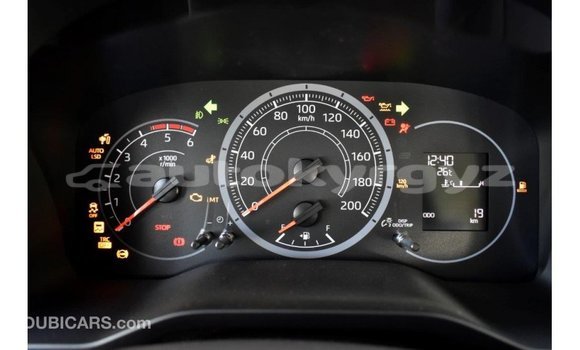 Buy Import Toyota Hiace White Car in Import - Dubai in Batken Buy Import Toyota Hiace White Car in Import - Dubai in Batken