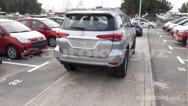 Big with watermark toyota fortuner batken import dubai 2362