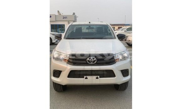 Buy Import Toyota Hilux White Car in Import - Dubai in Batken Buy Import Toyota Hilux White Car in Import - Dubai in Batken
