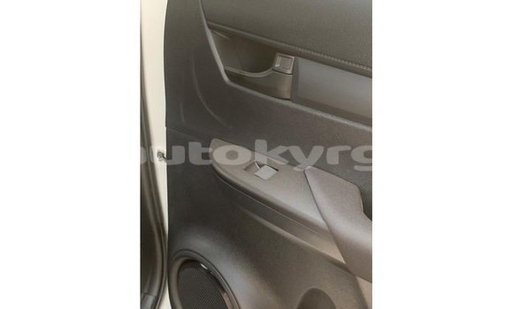 Buy Import Toyota Hilux White Car in Import - Dubai in Batken Buy Import Toyota Hilux White Car in Import - Dubai in Batken