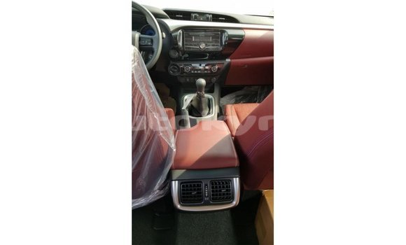 Buy Import Toyota Hilux Blue Car in Import - Dubai in Batken Buy Import Toyota Hilux Blue Car in Import - Dubai in Batken