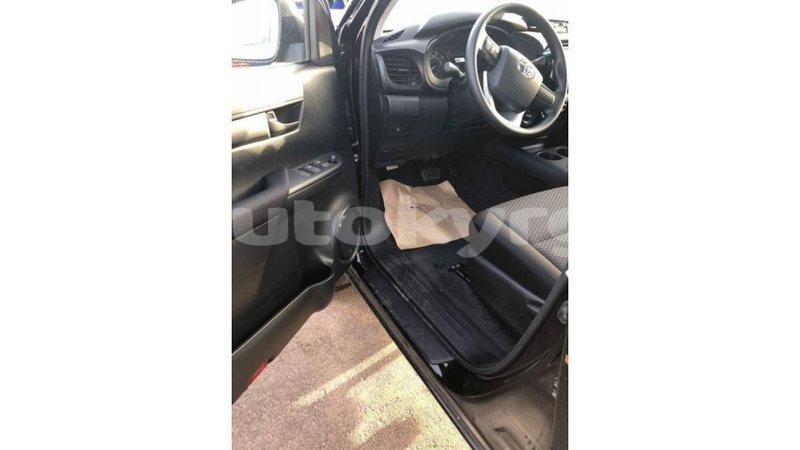 Big with watermark toyota hilux batken import dubai 2381