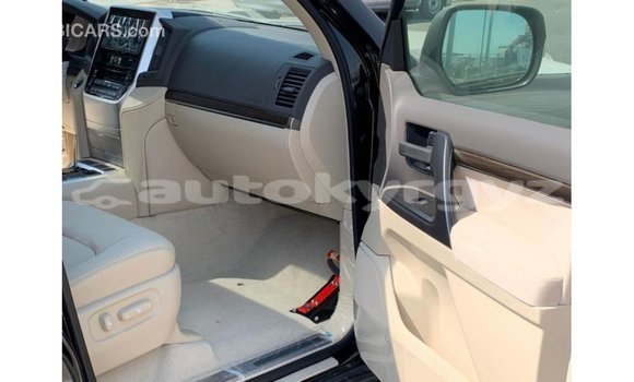 Buy Import Toyota Land Cruiser Black Car in Import - Dubai in Batken Buy Import Toyota Land Cruiser Black Car in Import - Dubai in Batken