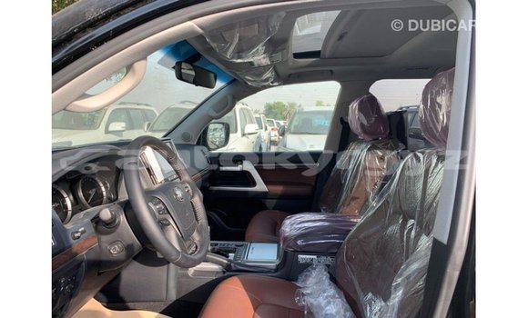 Buy Import Toyota Land Cruiser Black Car in Import - Dubai in Batken Buy Import Toyota Land Cruiser Black Car in Import - Dubai in Batken