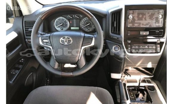 Buy Import Toyota Land Cruiser Black Car in Import - Dubai in Batken Buy Import Toyota Land Cruiser Black Car in Import - Dubai in Batken