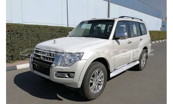 Buy Import Mitsubishi Pajero White Car in Import - Dubai in Batken Buy Import Mitsubishi Pajero White Car in Import - Dubai in Batken