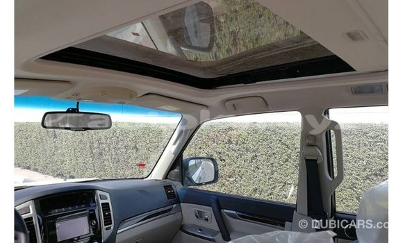 Buy Import Mitsubishi Pajero White Car in Import - Dubai in Batken Buy Import Mitsubishi Pajero White Car in Import - Dubai in Batken