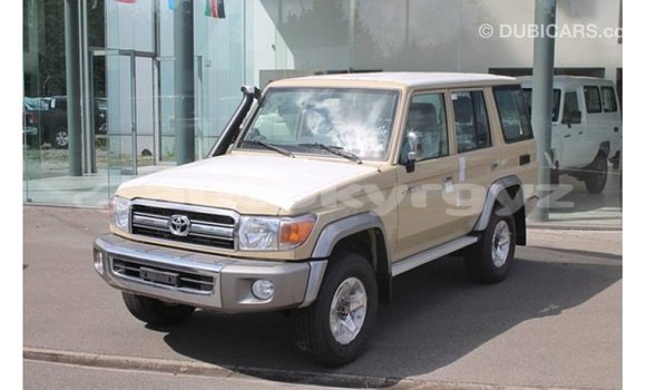 Buy Import Toyota Land Cruiser Beige Car in Import - Dubai in Batken Buy Import Toyota Land Cruiser Beige Car in Import - Dubai in Batken