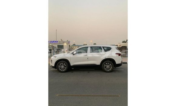Buy Import Hyundai Santa Fe White Car in Import - Dubai in Batken Buy Import Hyundai Santa Fe White Car in Import - Dubai in Batken