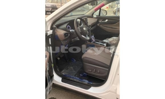 Buy Import Hyundai Santa Fe White Car in Import - Dubai in Batken Buy Import Hyundai Santa Fe White Car in Import - Dubai in Batken