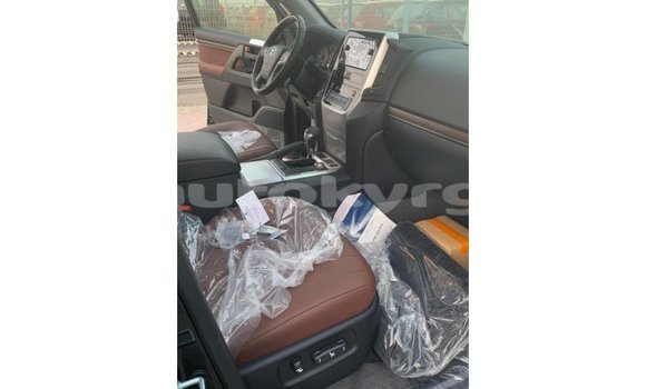 Buy Import Toyota Land Cruiser Black Car in Import - Dubai in Batken Buy Import Toyota Land Cruiser Black Car in Import - Dubai in Batken