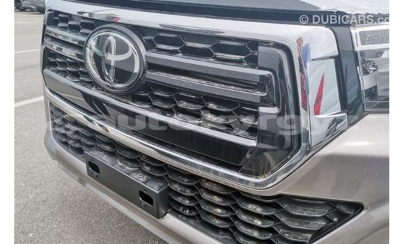 Buy Import Toyota Hilux Brown Car in Import - Dubai in Batken Buy Import Toyota Hilux Brown Car in Import - Dubai in Batken