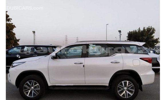 Buy Import Toyota Fortuner White Car in Import - Dubai in Batken Buy Import Toyota Fortuner White Car in Import - Dubai in Batken