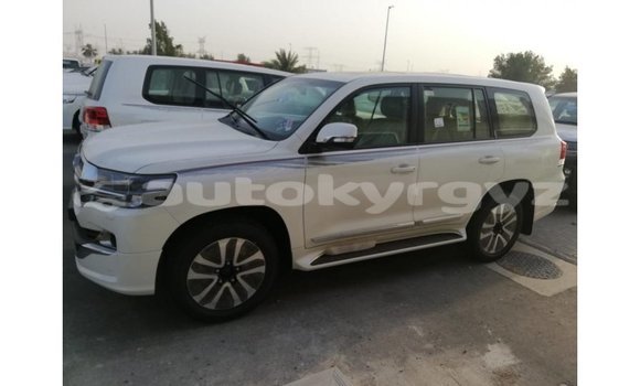 Buy Import Toyota Land Cruiser White Car in Import - Dubai in Batken Buy Import Toyota Land Cruiser White Car in Import - Dubai in Batken