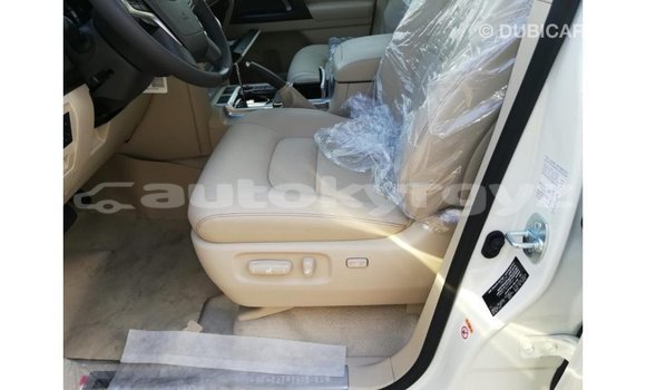 Buy Import Toyota Land Cruiser White Car in Import - Dubai in Batken Buy Import Toyota Land Cruiser White Car in Import - Dubai in Batken