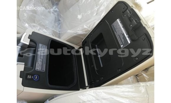 Buy Import Toyota Land Cruiser White Car in Import - Dubai in Batken Buy Import Toyota Land Cruiser White Car in Import - Dubai in Batken