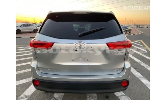 Buy Import Toyota Highlander Other Car in Import - Dubai in Batken Buy Import Toyota Highlander Other Car in Import - Dubai in Batken
