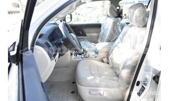 Buy Import Toyota Land Cruiser White Car in Import - Dubai in Batken Buy Import Toyota Land Cruiser White Car in Import - Dubai in Batken