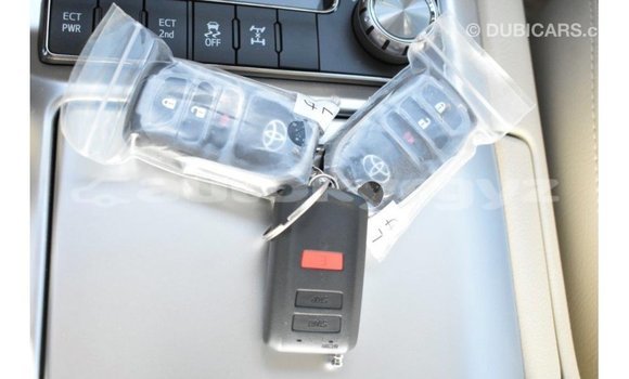 Buy Import Toyota Land Cruiser White Car in Import - Dubai in Batken Buy Import Toyota Land Cruiser White Car in Import - Dubai in Batken