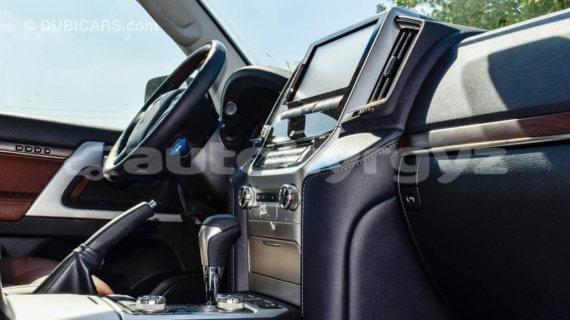 Big with watermark toyota land cruiser batken import dubai 2436